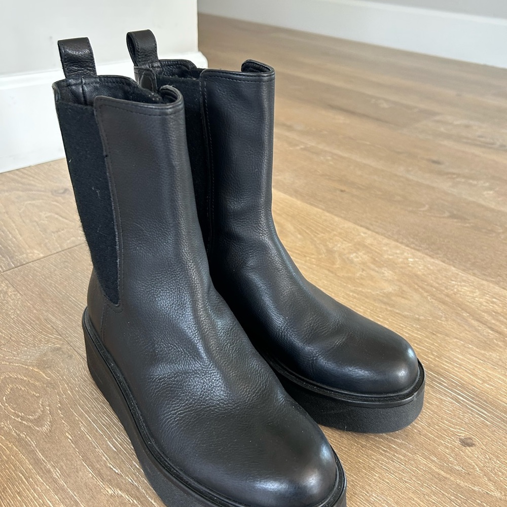 Vince Brinton boots